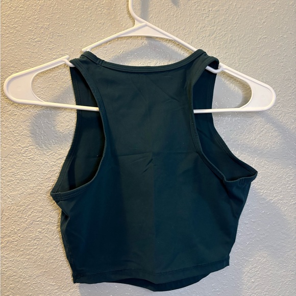 Buffbunny Collection Cropped Tank - Picture 2 of 3